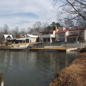 Meet your Posher, Earleane